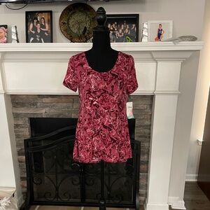 NWT’s LulaRoe Disney XS Classic T Top Incredibles